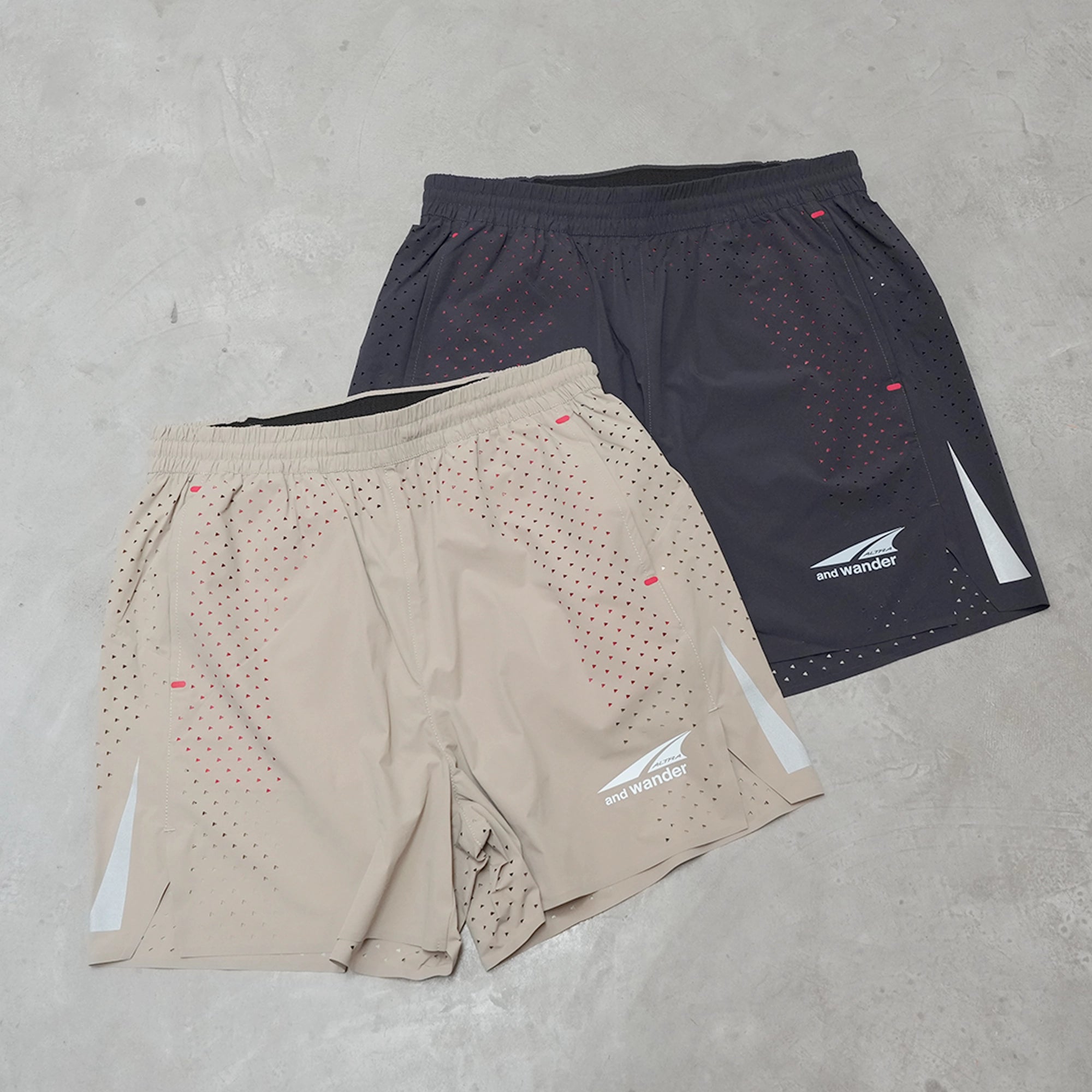 and wander アンドワンダー Altra × and wander ventilation short