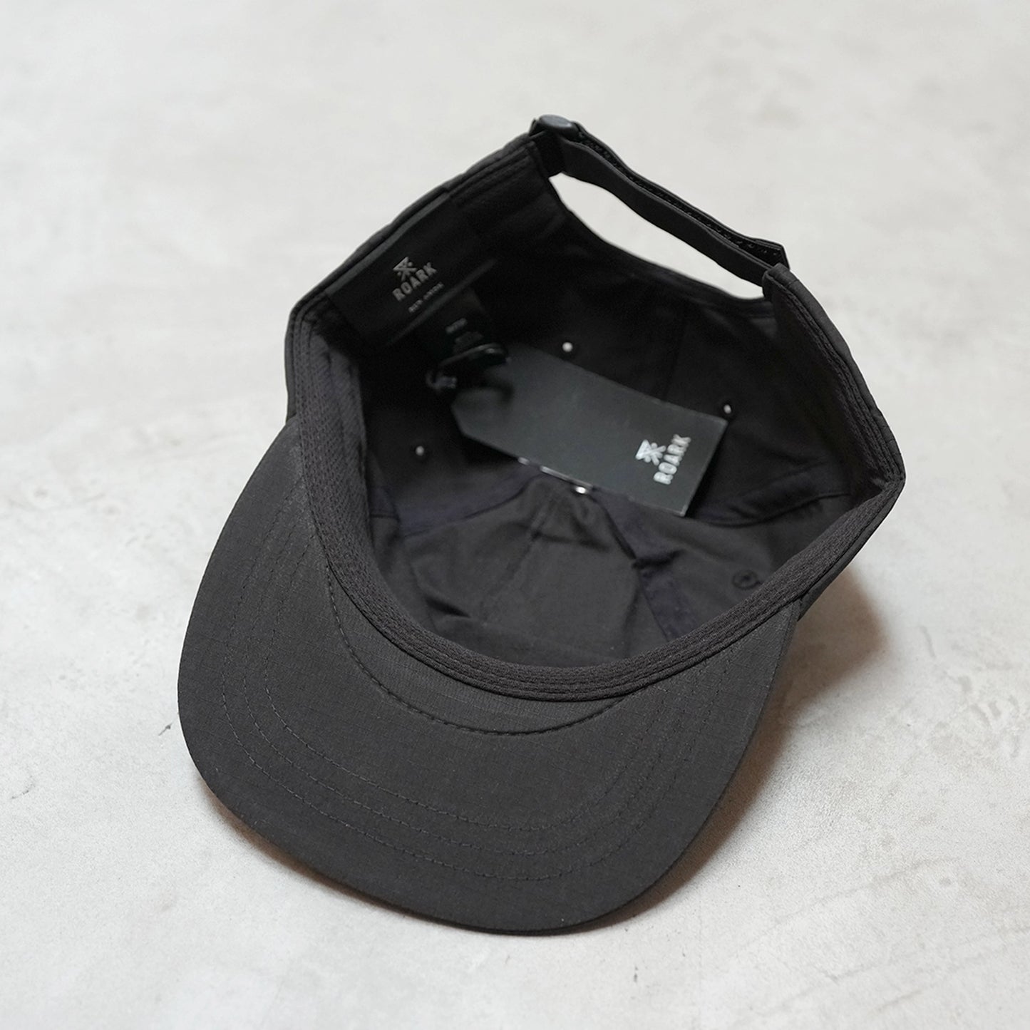 【ROARK RUN AMOK】ロアークランアモック Mathis 5 Panel "Black" ※ネコポス可