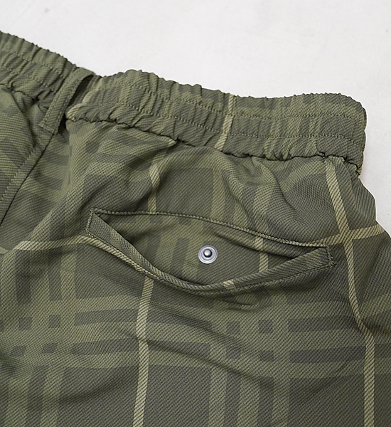 【nanamica】ナナミカ men's ALPHADRY Wide Easy Pants "Khaki"