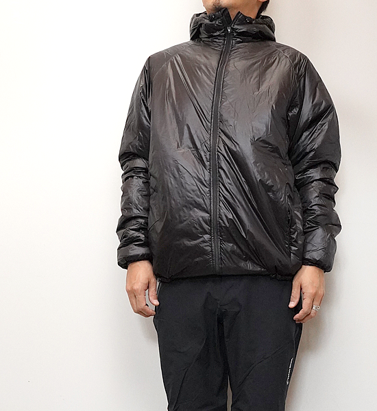 ENLIGHTENED EQUIPMENT Torrid APEX JKT 黒M ENLIGHTENED EQUIPMENT Torrid APEX JKT 黒M