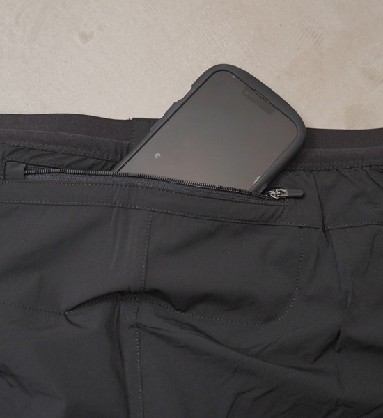 【ROARK RUN AMOK】ロアークランアモック men's Alta 5 "Black" ※ネコポス可