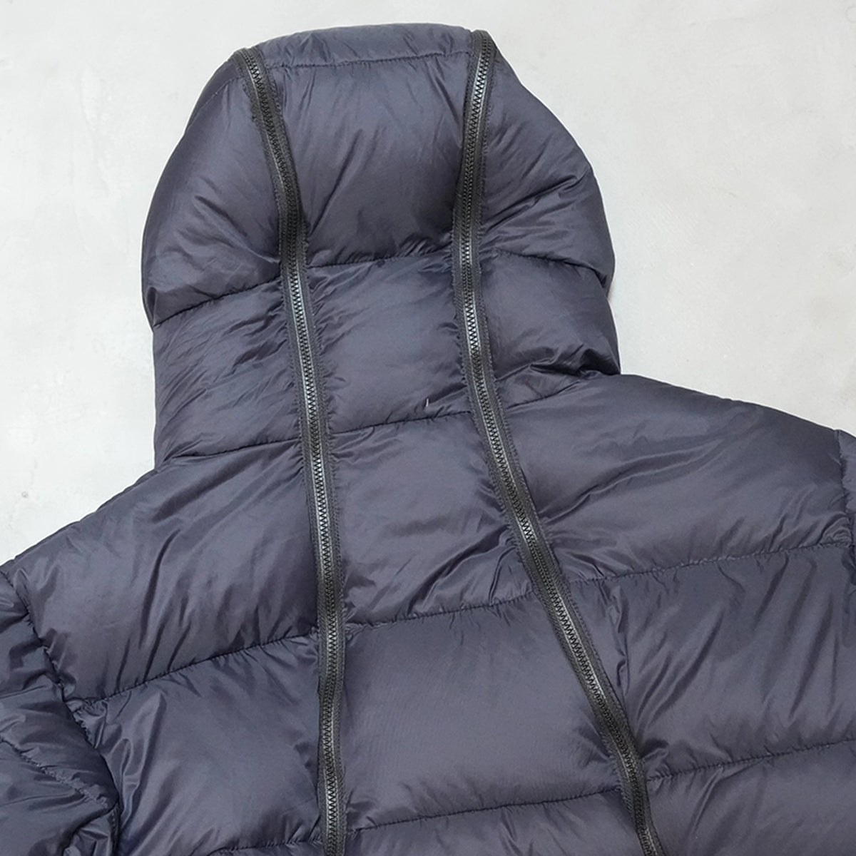 【Mountain Research】マウンテンリサーチ 4 Zips Down Parka "Black"