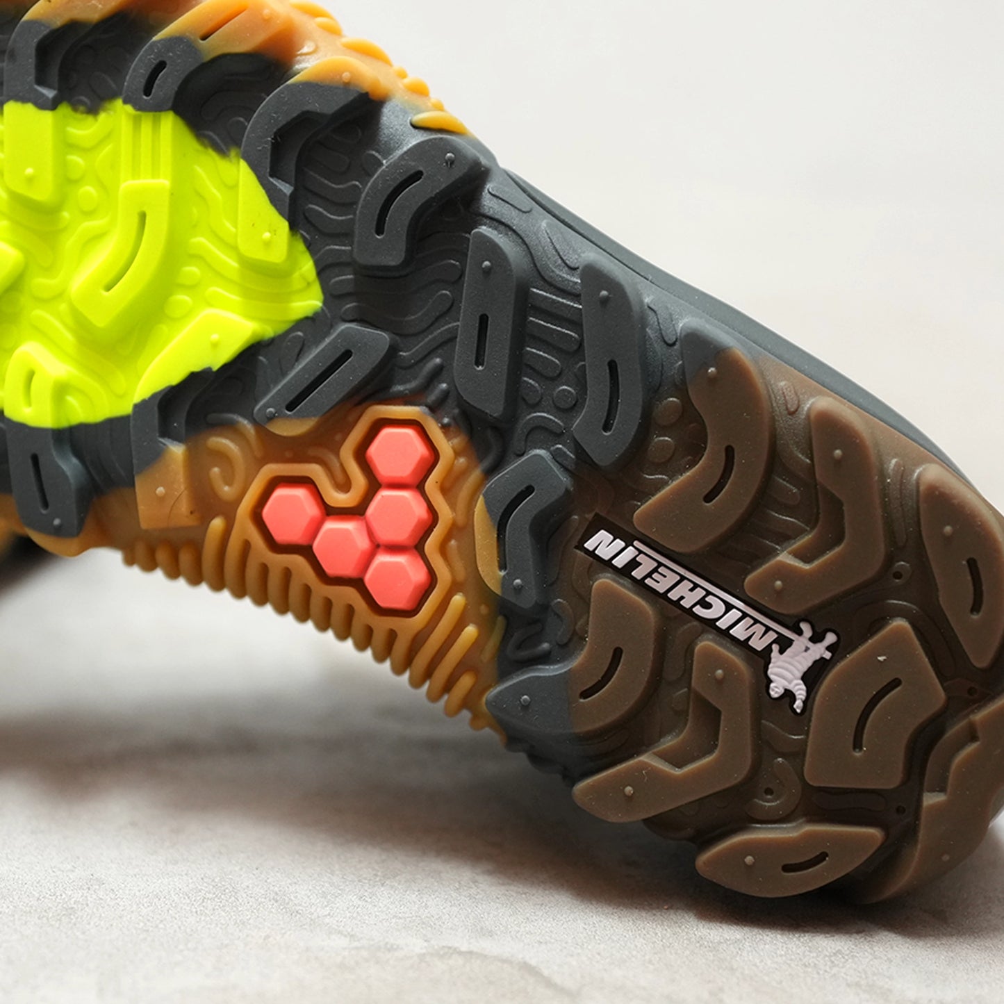 【VIVOBAREFOOT】ヴィヴォ ベアフット men's Hydra ESC "Storm Cloud"