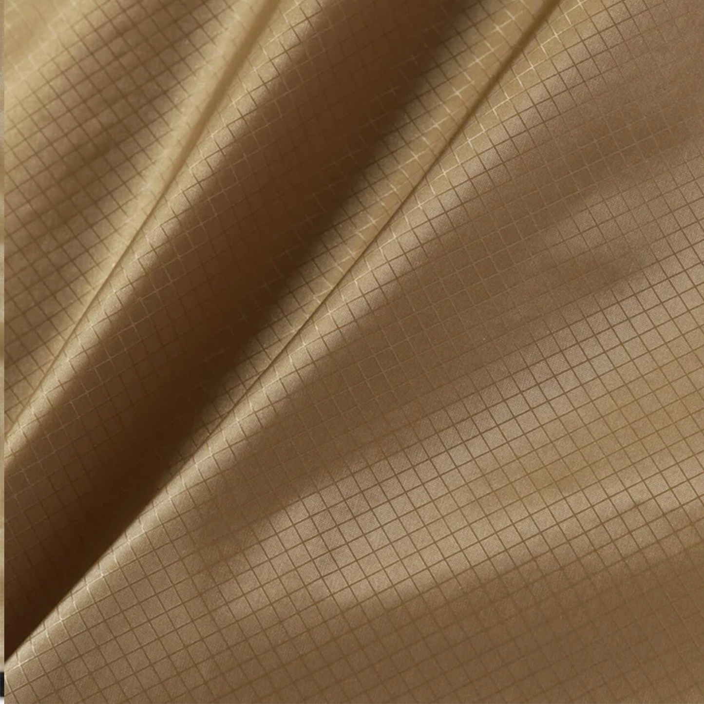 【and wander】アンドワンダー unisex hiking club sil poncho "Beige"