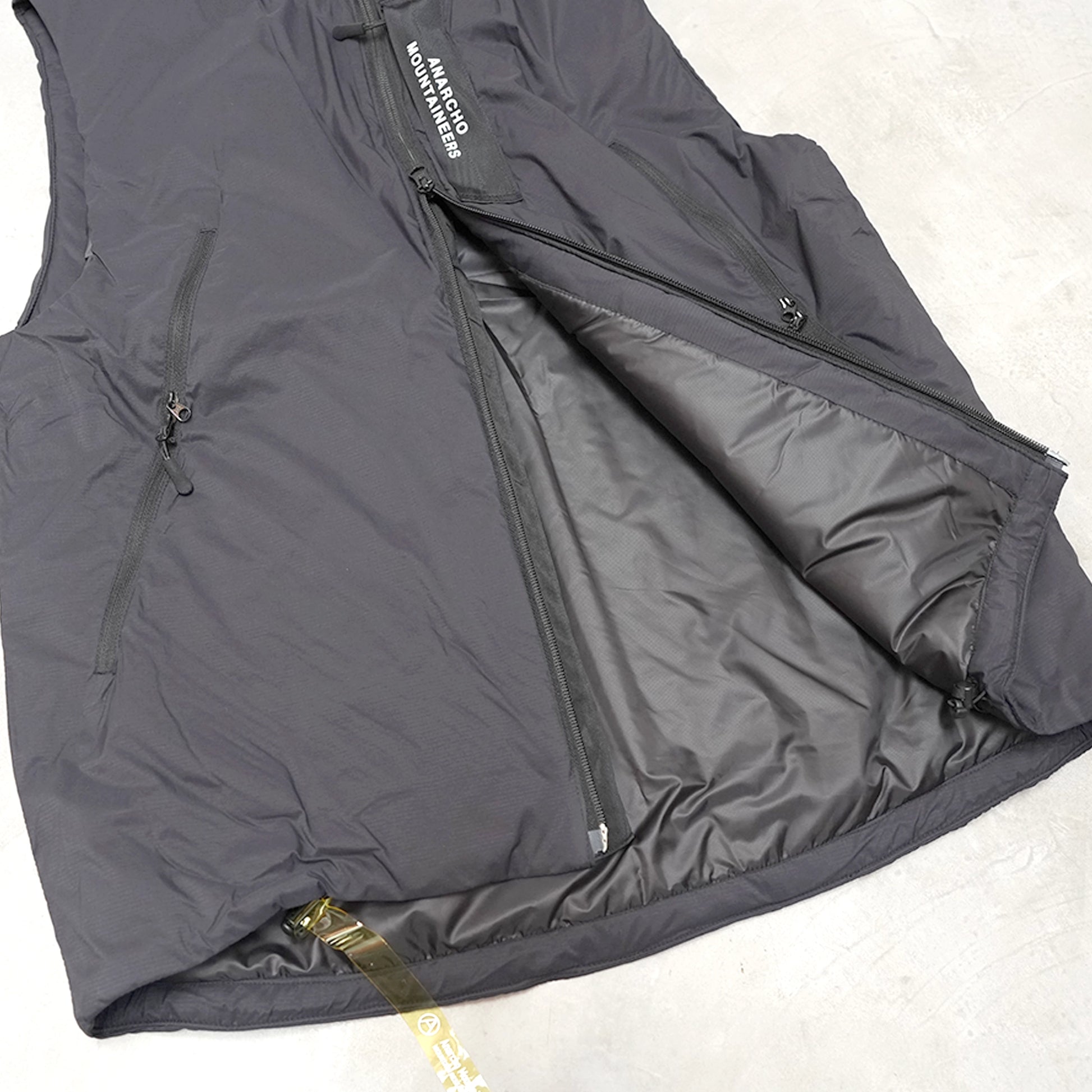 Mountain Research マウンテンリサーチ ID Vest (Insulation