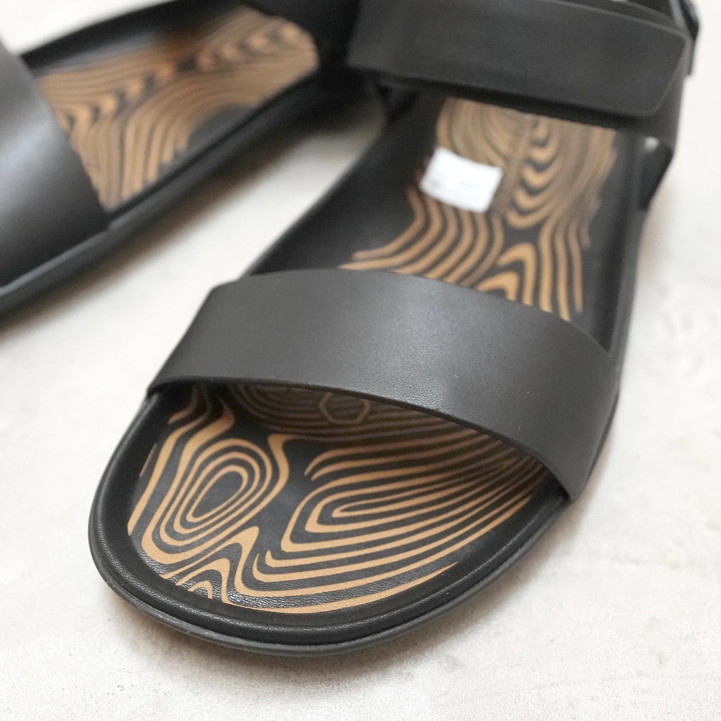 【VIVOBAREFOOT】ヴィヴォ ベアフット women's Sensus YIN Sandal "2Color"