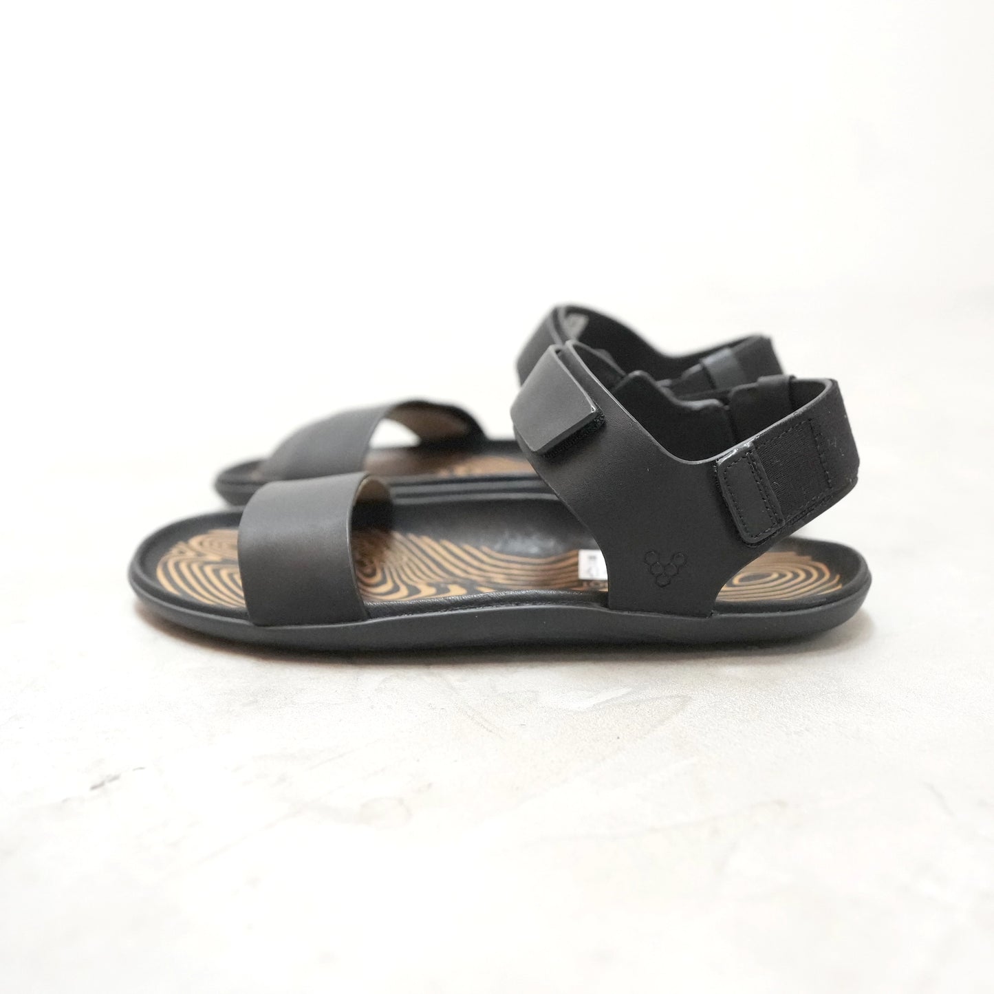 【VIVOBAREFOOT】ヴィヴォ ベアフット women's Sensus YIN Sandal "2Color"