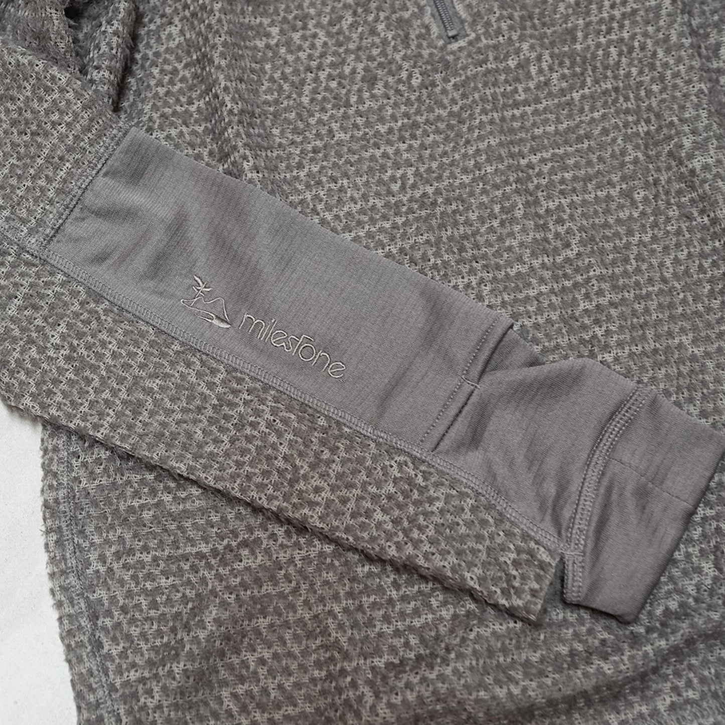 【milestone】マイルストーン unisex Cloud Half-Zip "2Color"