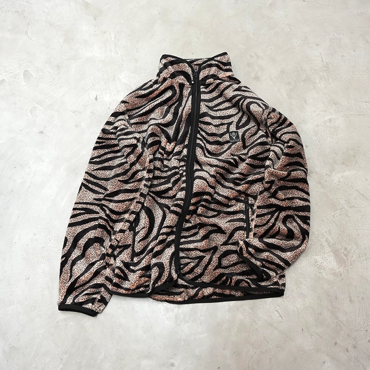 【South2 West8】サウスツーウエストエイト men's Piping Jacket-Poly Fleece/Printed "Beige"