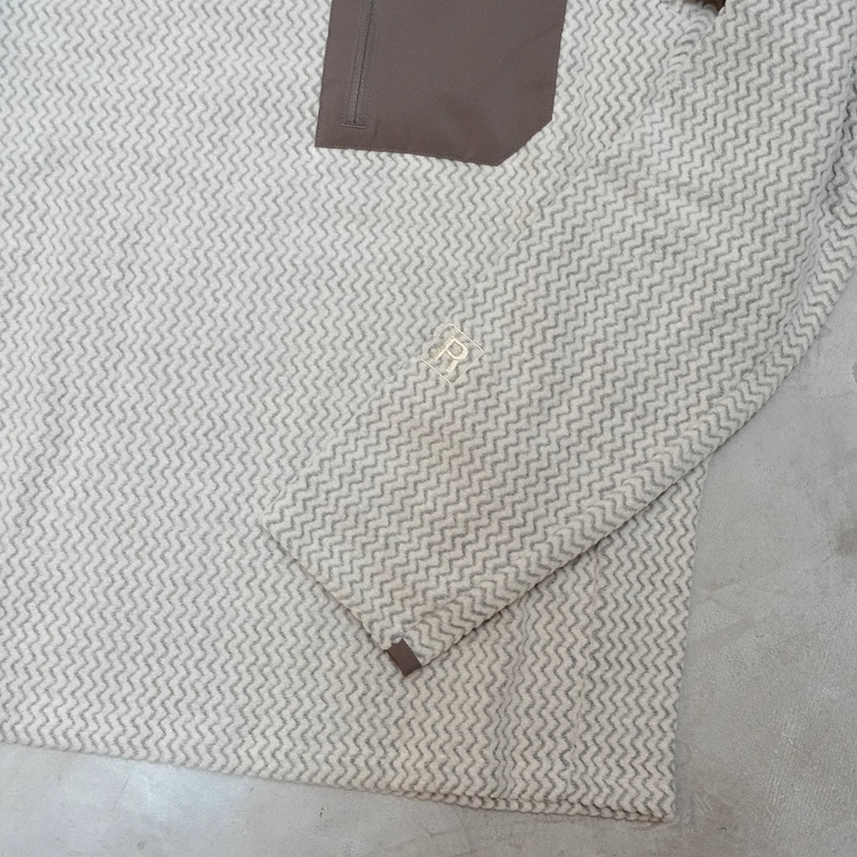 【patagonia】パタゴニア men's R1 Air Crew "3Color"