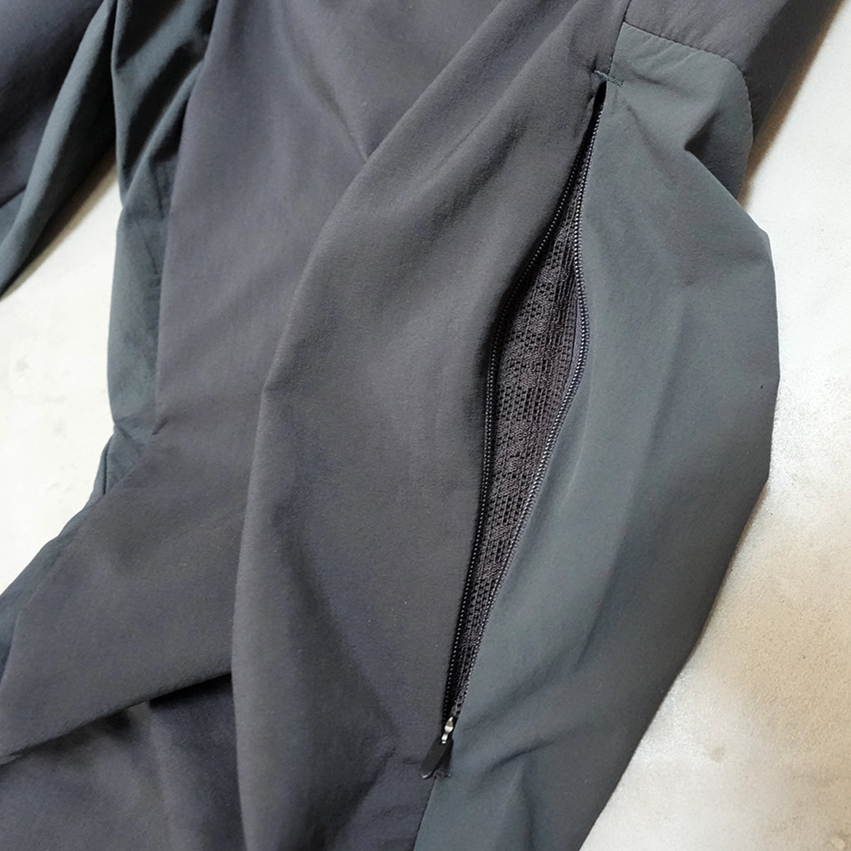 【Teton Bros】ティートンブロス unisex Scrambling Chill Pant "Black"