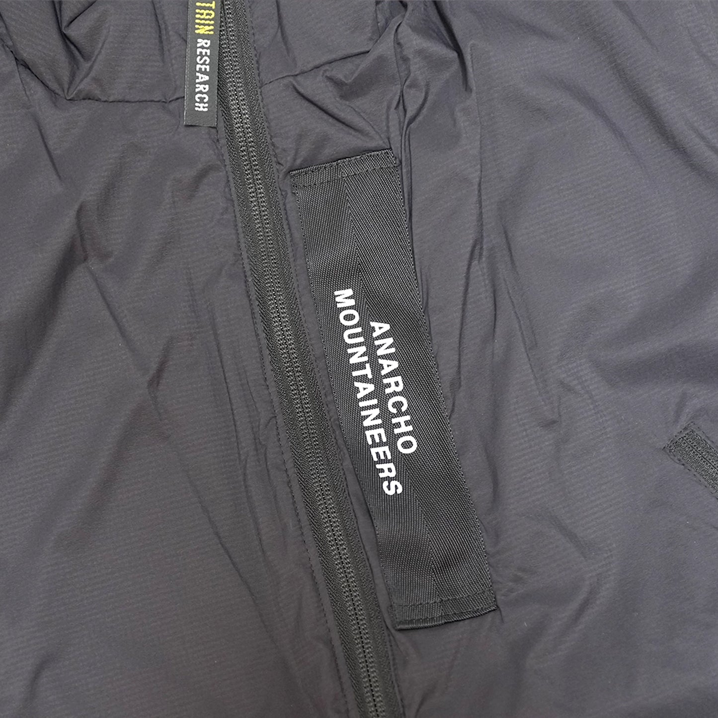 【Mountain Research】マウンテンリサーチ ID Vest (Insulation) "Black"