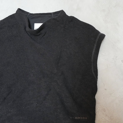【and wander】アンドワンダー women's PE warm pile vest "2Color"