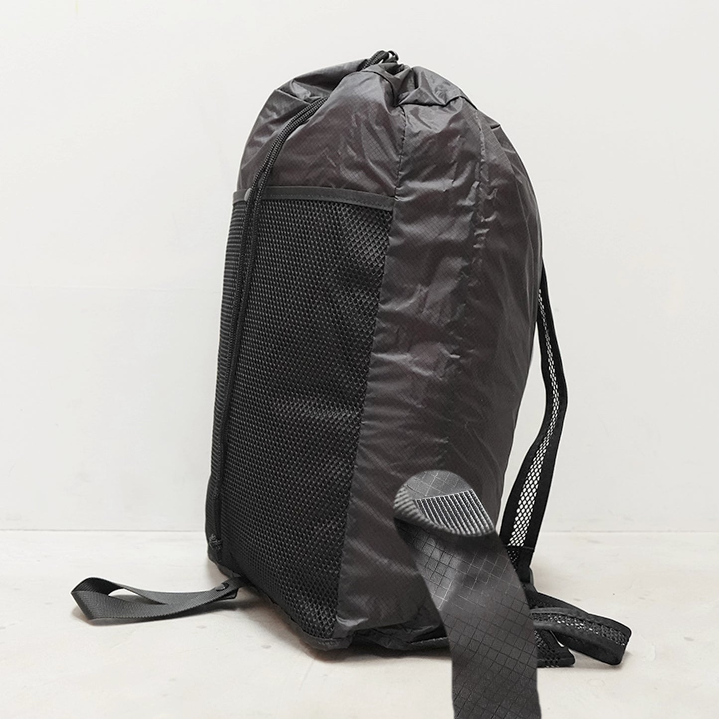 【BURLAP OUTFITTER】バーラップアウトフィッター Folding Day Pack "2Color"