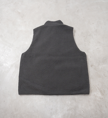 【South2 West8】サウスツーウエストエイト men's Reversible. Vest-P.Fleece/N.Ripstop "Black"