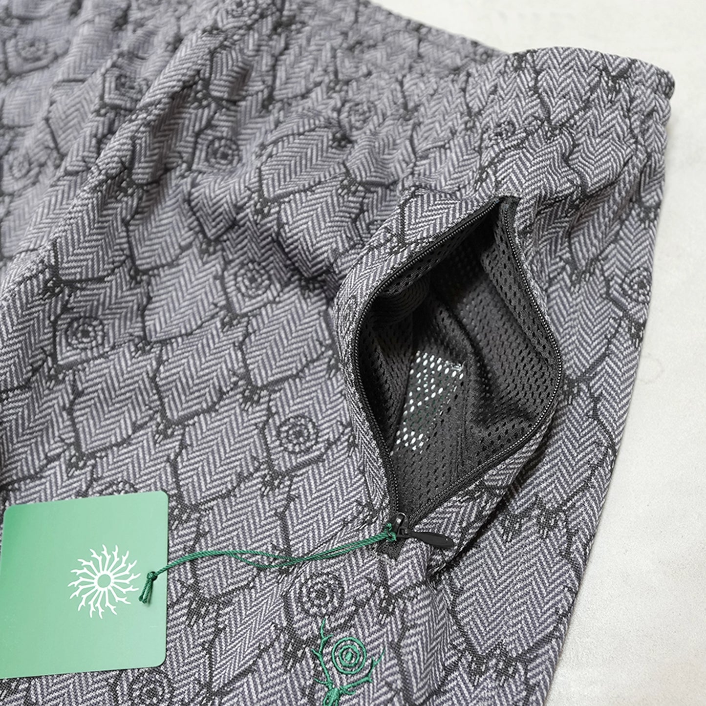 【South2 West8】サウスツーウエストエイト  Trainer Pant-Poly Jq./Skull&Target "Gray"