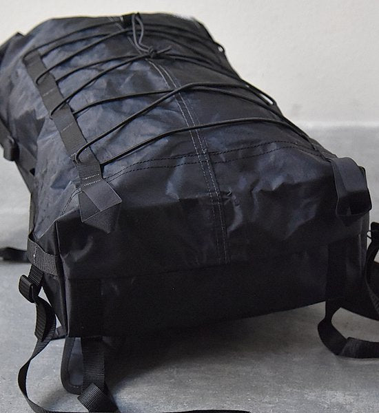 【Hyperlite Mountain Gear】ハイパーライトマウンテンギア  1800(30L) Summit Pack ”Black”