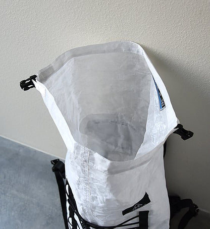 【Hyperlite Mountain Gear】ハイパーライトマウンテンギア  1800(30L) Summit Pack ”White”