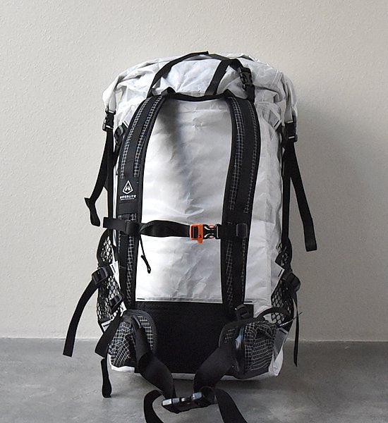 【Hyperlite Mountain Gear】ハイパーライトマウンテンギア  2400(40L) Windrider Pack ”White”