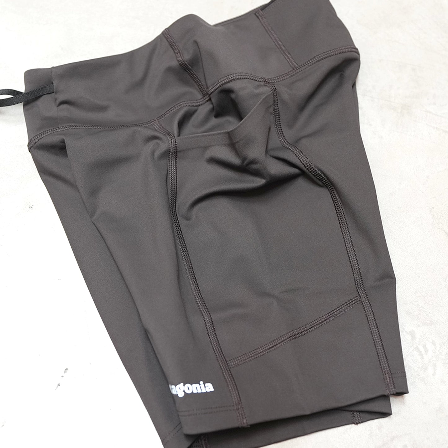 【patagonia】パタゴニア women's Endless Run Shorts 6in "Black" ※ネコポス可