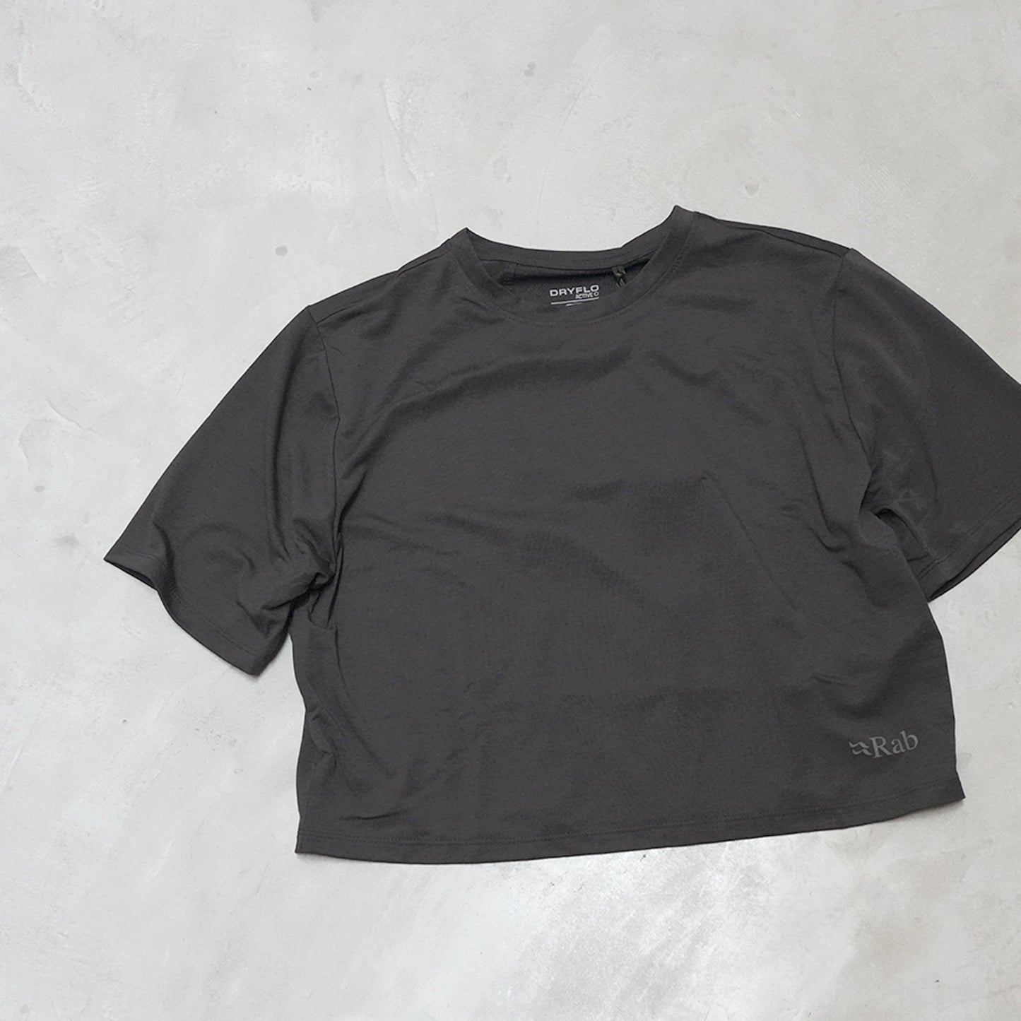 【Rab】ラブ women's Rivelin Crop Tee "Black" ※ネコポス可