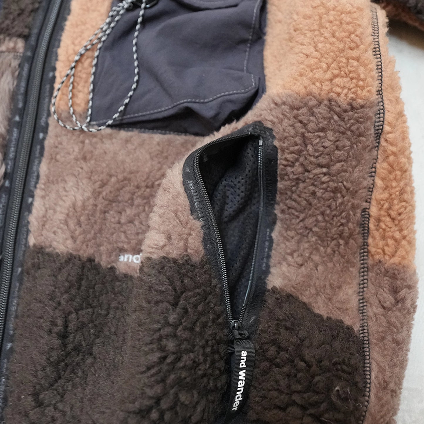 【and wander】アンドワンダー women's Mix boa jacket "2Color"