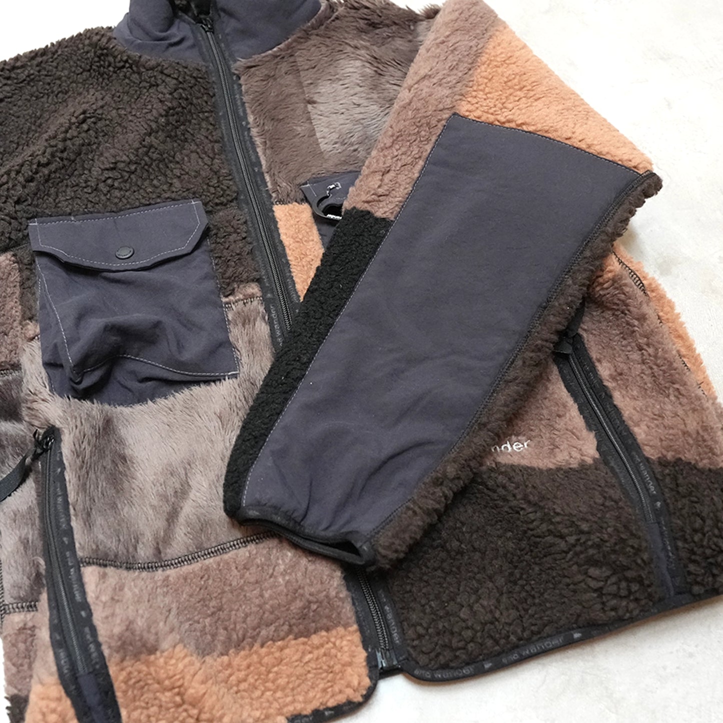 【and wander】アンドワンダー women's Mix boa jacket "2Color"