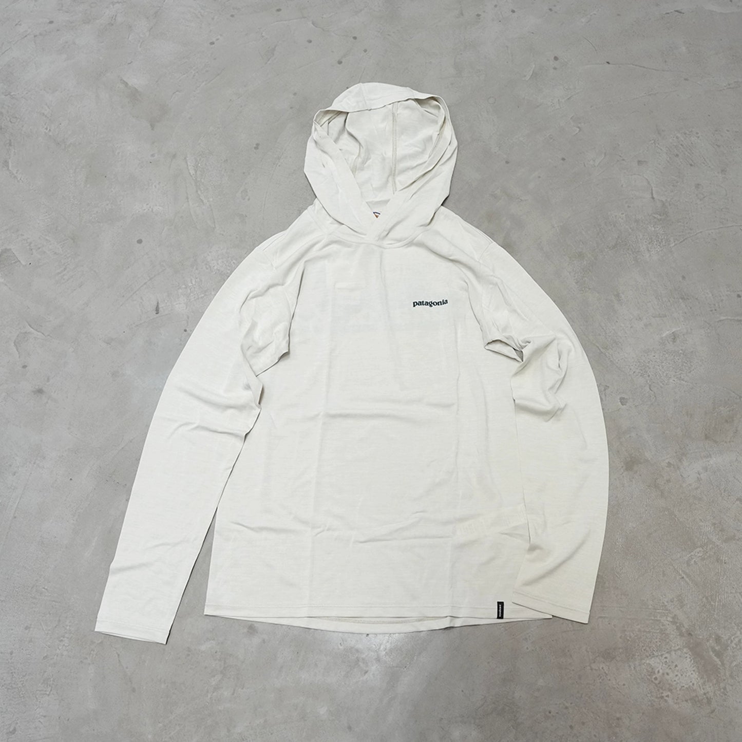 【patagonia】パタゴニア women's Capilene Cool Daily Hoody (Boardshort Logo) ※ネコポス可