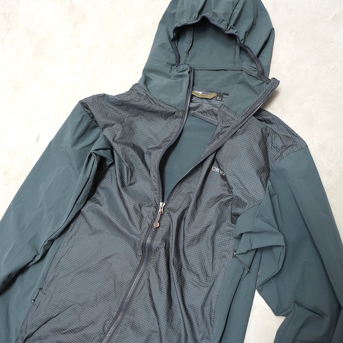 【Teton Bros】ティートンブロス unisex HPPE Wind Hoody "2Color"