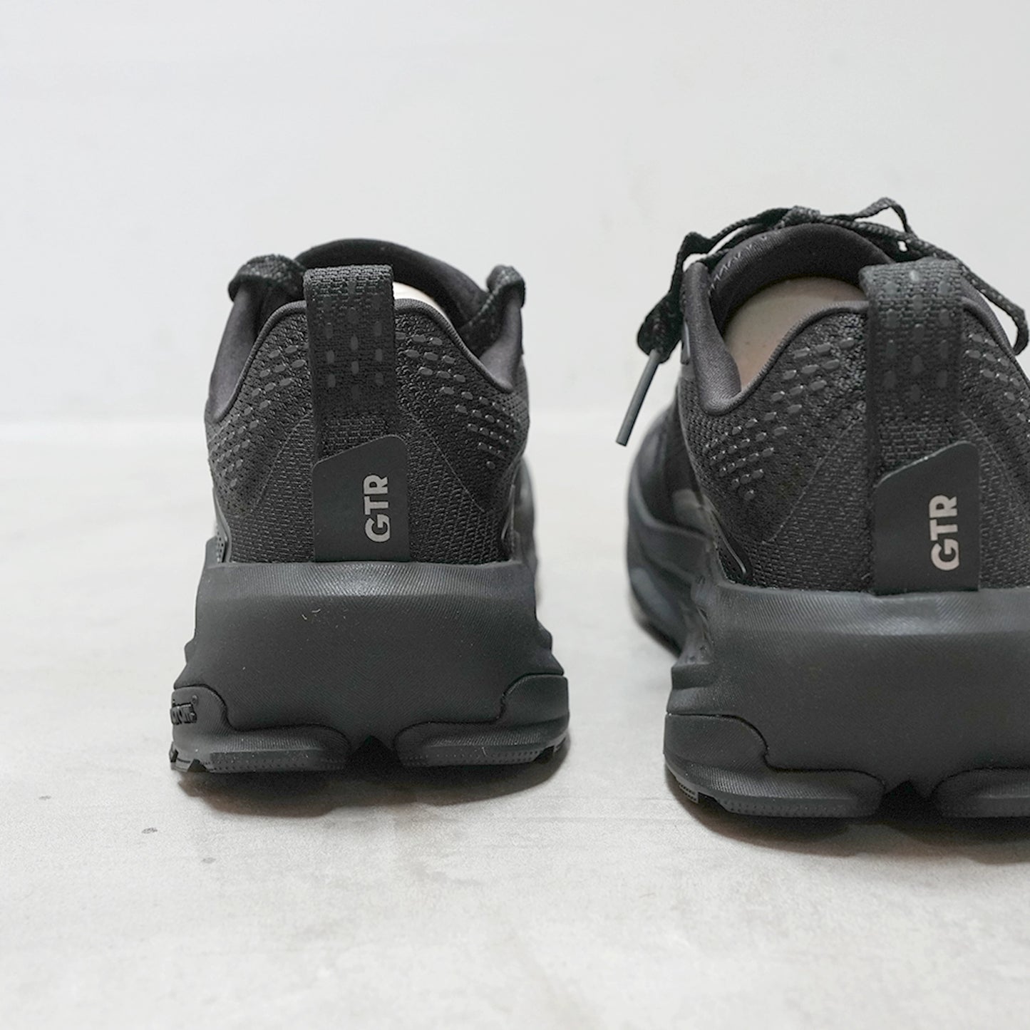 【ALTRA】アルトラ men's OLYMPUS 7 "2Color"