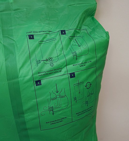 【THERMAREST】 サーマレスト Blockerlite Pump Sack "Green"