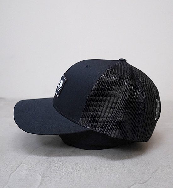 【eno】イーノ ENO Logo Trucker Hat "Black"