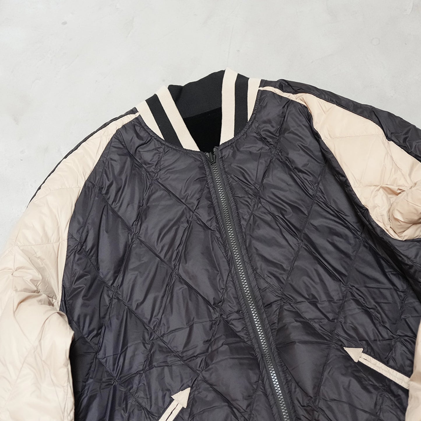 【TAION】タイオン unisex Japan Special Reversible Sukajan Down Jacket "Black×Silver×Beige"