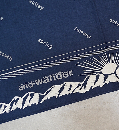 【and wander】アンドワンダー reflective words bandanna "3Color" ※ネコポス可