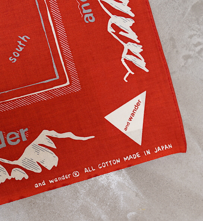 【and wander】アンドワンダー reflective words bandanna "3Color" ※ネコポス可