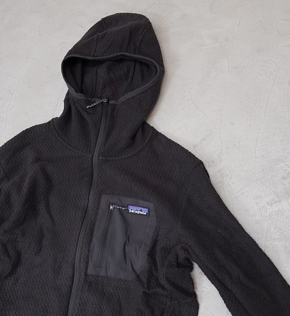 【patagonia】パタゴニア men's R1 Air Full-Zip Hoody "2Color"