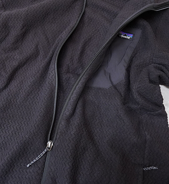 【patagonia】パタゴニア men's R1 Air Full-Zip Hoody "2Color"