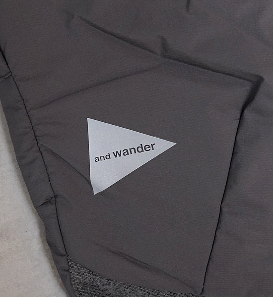 ★30%off 【and wander】アンドワンダー men's top fleece pants "Black"