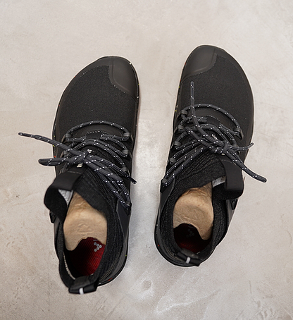 【VIVOBAREFOOT】ビボベアフット men's Magna Trail Ⅱ FG "Obsidian"