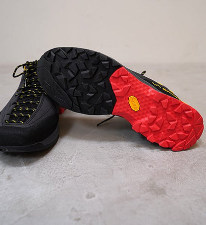 【LA SPORTIVA】ラ・スポルティバ TX Guide Leather ”Carbon×Yellow”