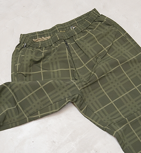 ★30%off【nanamica】ナナミカ men's ALPHADRY Wide Easy Pants "Khaki"