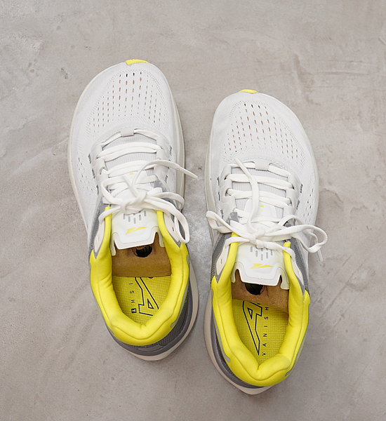 【ALTRA】アルトラ women's Vanish Tempo "Gray×Yellow"