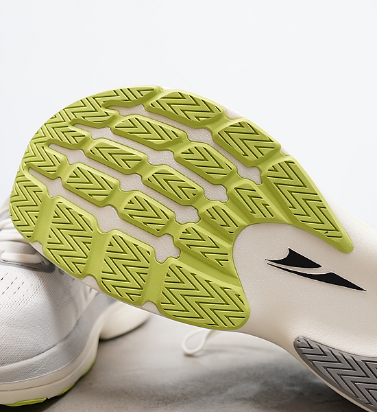 【ALTRA】アルトラ men's Vanish Tempo "Gray×Lime"