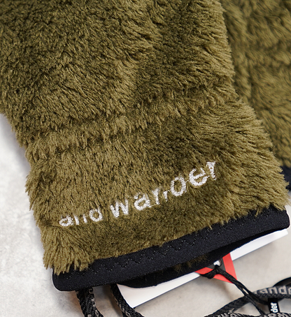 【and wander】アンドワンダー high loft fleece glove ”2Color”