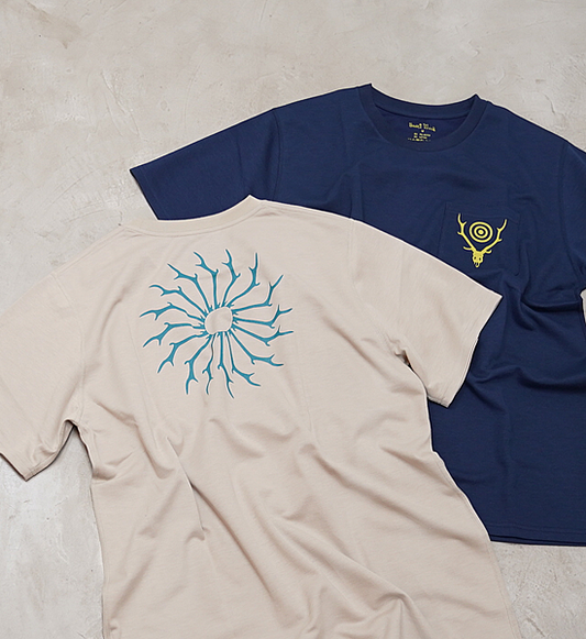 【South2 West8】サウスツーウエストエイト S/S Round Pocket Tee-Circle Horn "2Color" ※ネコポス可