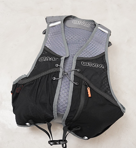 【OMM】オリジナルマウンテンマラソン MtnFire 15 Vest "Gray"