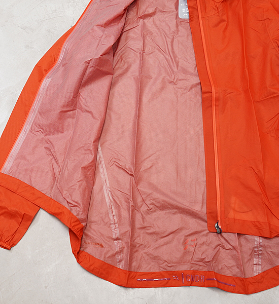 【Rab】ラブ women's Cinder Phantom Jacket "2Color"