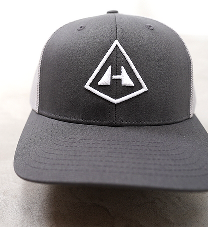 【Hyperlite Mountain Gear】ハイパーライトマウンテンギア Trucker Hat ”4Color”