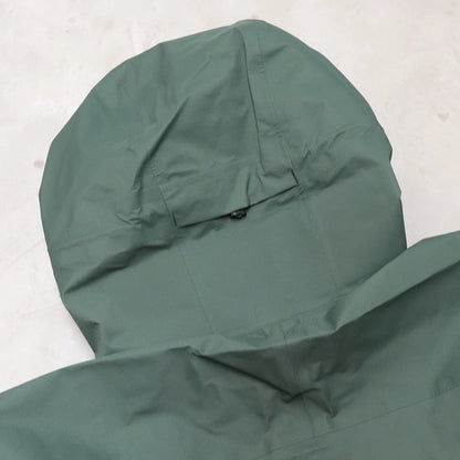 【Teton Bros】ティートンブロス unisex Feather Rain Jacket "2Color"