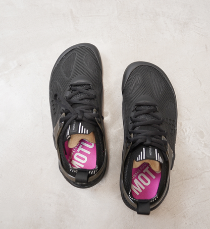 【VIVOBAREFOOT】ヴィヴォ ベアフット women's Motus Strength "Obsidian"